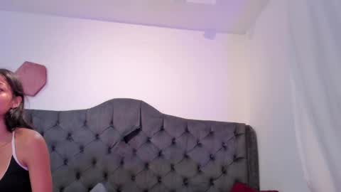 1Threestar online show from April 22, 12:18 pm