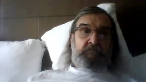 1valentine online show from April 3, 10:19 pm