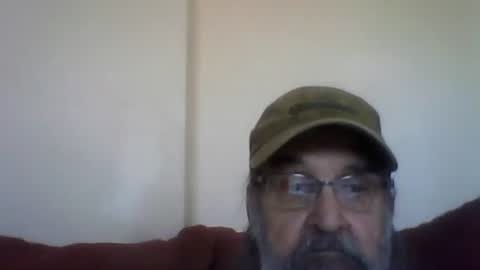 Snapshot of 1valentine chatting on April 28, 7:08 pm 1valentine online show from April 28, 7:08 pm