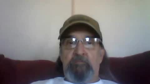 Snapshot of 1valentine chatting on May 24, 2:22 pm 1valentine online show from May 24, 2:22 pm