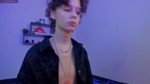 Milos online show from December 25, 11:54 am