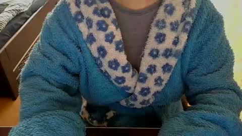 1your_hot_girls online show from February 10, 1:59 pm