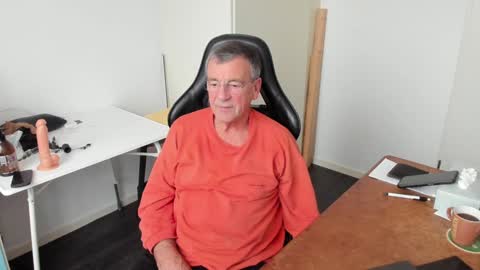 Henk online show from December 19, 1:18 pm