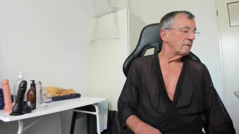 Henk online show from September 30, 11:15 am