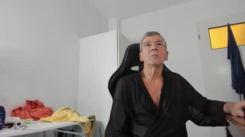 Henk online show from November 16, 4:34 pm