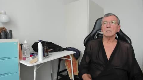 Henk online show from December 14, 12:21 pm