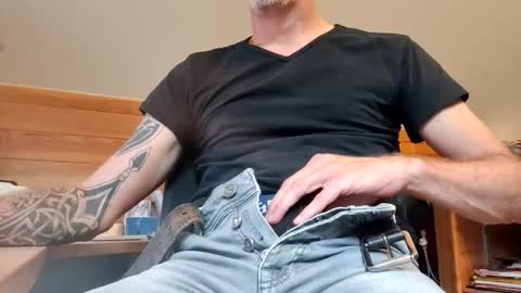 22_acacia_avenue online show from September 17, 1:13 pm