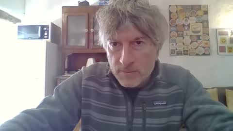 22esserre online show from December 27, 10:01 am