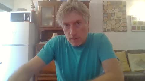 22esserre online show from September 19, 1:12 pm