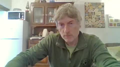 22esserre online show from October 22, 11:10 am