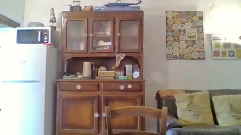 22esserre online show from March 2, 12:56 pm