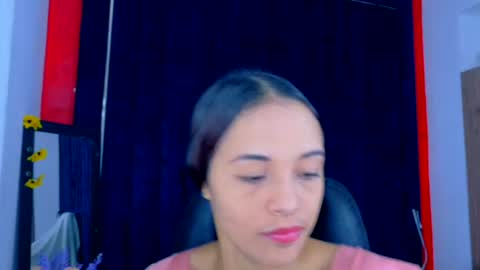 Snapshot of 24isabella chatting on June 12, 12:04 pm Isabella online show from June 12, 12:04 pm