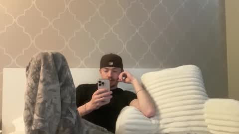 26sneakers online show from April 17, 6:33 pm