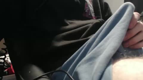 Snapshot of 2big2hype chatting on November 7, 4:18 pm cheif online show from November 7, 4:18 pm