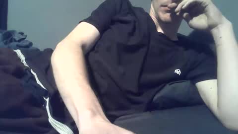 Snapshot of 2big2hype chatting on December 4, 2:21 am cheif online show from December 4, 2:21 am