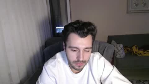 Snapshot of 2handsomeman chatting on October 28, 9:28 pm Berk online show from October 28, 9:28 pm