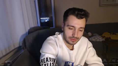 Snapshot of 2handsomeman chatting on November 1, 3:14 pm Berk online show from November 1, 3:14 pm