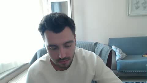 Snapshot of 2handsomeman chatting on November 9, 11:30 am Berk online show from November 9, 11:30 am