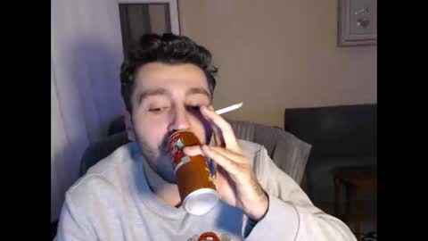 Snapshot of 2handsomeman chatting on November 17, 10:37 pm Berk online show from November 17, 10:37 pm