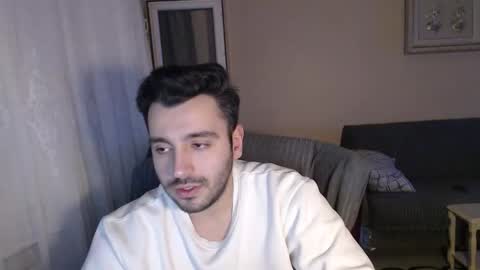 Snapshot of 2handsomeman chatting on November 24, 11:04 pm Berk online show from November 24, 11:04 pm