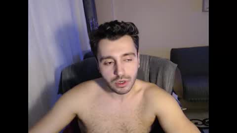 Snapshot of 2handsomeman chatting on November 26, 11:39 pm Berk online show from November 26, 11:39 pm