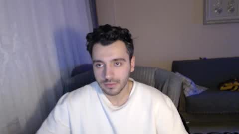 Snapshot of 2handsomeman chatting on November 27, 3:25 pm Berk online show from November 27, 3:25 pm