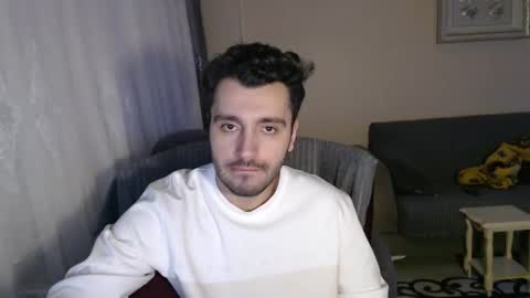 Snapshot of 2handsomeman chatting on November 30, 10:58 pm Berk online show from November 30, 10:58 pm