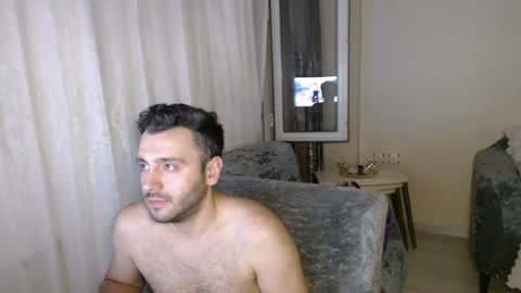 Snapshot of 2handsomeman chatting on June 30, 10:22 pm Berk online show from June 30, 10:22 pm