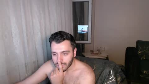 Snapshot of 2handsomeman chatting on July 7, 11:20 pm Berk online show from July 7, 11:20 pm