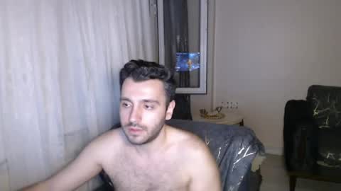Snapshot of 2handsomeman chatting on July 16, 1:00 am Berk online show from July 16, 1:00 am