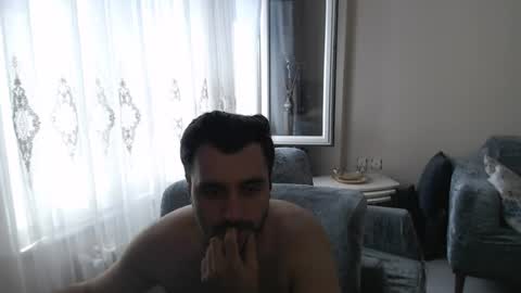 Snapshot of 2handsomeman chatting on July 21, 12:07 pm Berk online show from July 21, 12:07 pm