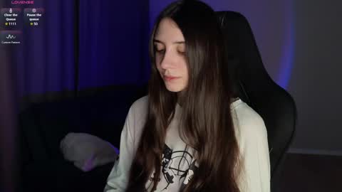 Lina       free control in pvt online show from April 6, 6:09 pm