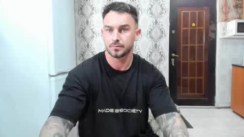 2sexymuscles online show from May 10, 8:14 pm