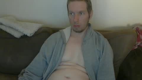 2small4you83 online show from April 24, 1:02 pm