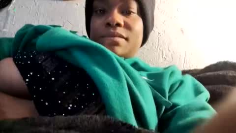 Snapshot of 2tsunamiiiwallker chatting on November 24, 12:05 pm 2tsunamiiiwallker online show from November 24, 12:05 pm