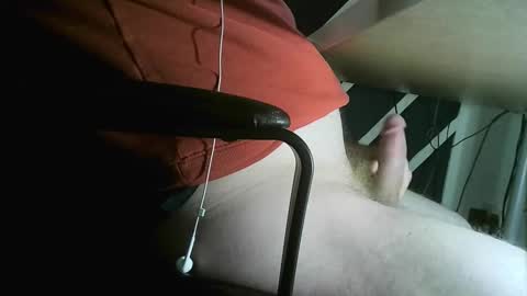 Snapshot of 30300shane30300 chatting on September 27, 8:30 am 30300shane30300 online show from September 27, 8:30 am