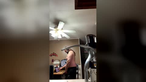 33adidas online show from March 28, 10:26 am