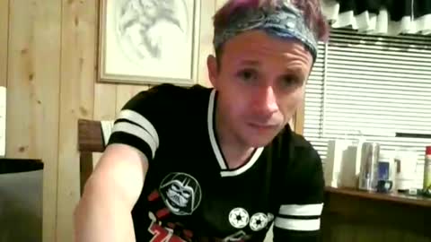 34versdancer online show from April 4, 7:28 am