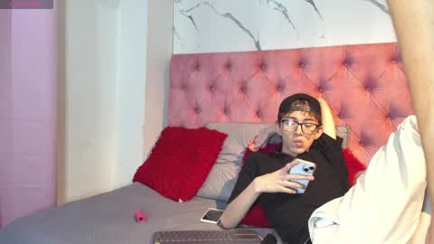 Guy 1  Guy 2  Guy 3. online show from December 20, 8:05 pm