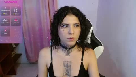 erika online show from June 10, 2:01 am