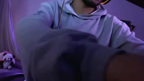 E V I L online show from November 24, 9:25 pm