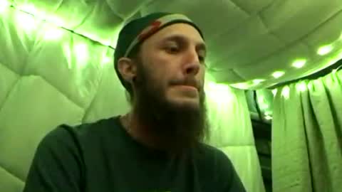 Snapshot of 420alwayshard chatting on July 15, 5:02 am 420alwayshard online show from July 15, 5:02 am