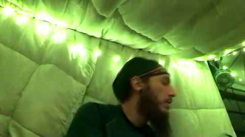 Snapshot of 420alwayshard chatting on August 4, 4:59 am 420alwayshard online show from August 4, 4:59 am