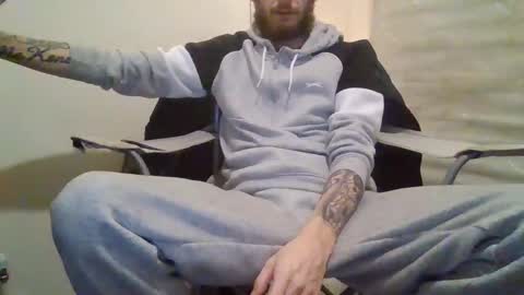 420feetloverr420 online show from December 21, 12:29 am