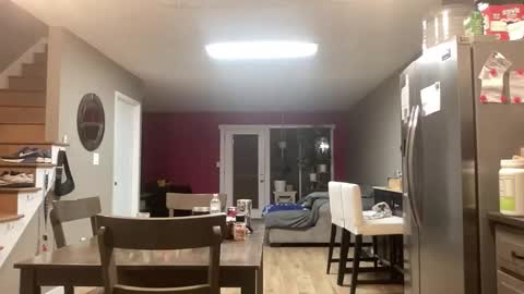 KC420Couple online show from April 5, 1:47 am