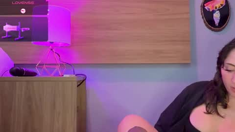 Snapshot of 420vegasconnect chatting on October 2, 12:01 pm YourNeighbors online show from October 2, 12:01 pm