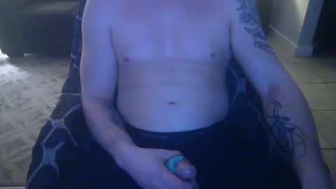 Snapshot of 42o_blah chatting on January 16, 2:30 am 42o_blah online show from January 16, 2:30 am