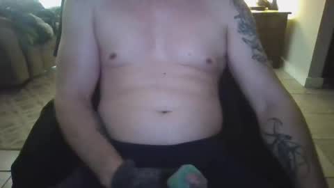 Snapshot of 42o_blah chatting on November 29, 1:08 am 42o_blah online show from November 29, 1:08 am