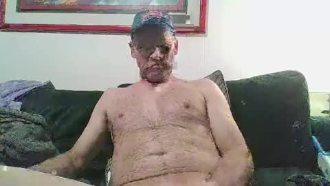 4nuf online show from February 24, 9:09 pm