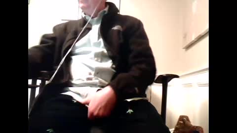 4uguys online show from December 8, 5:18 am